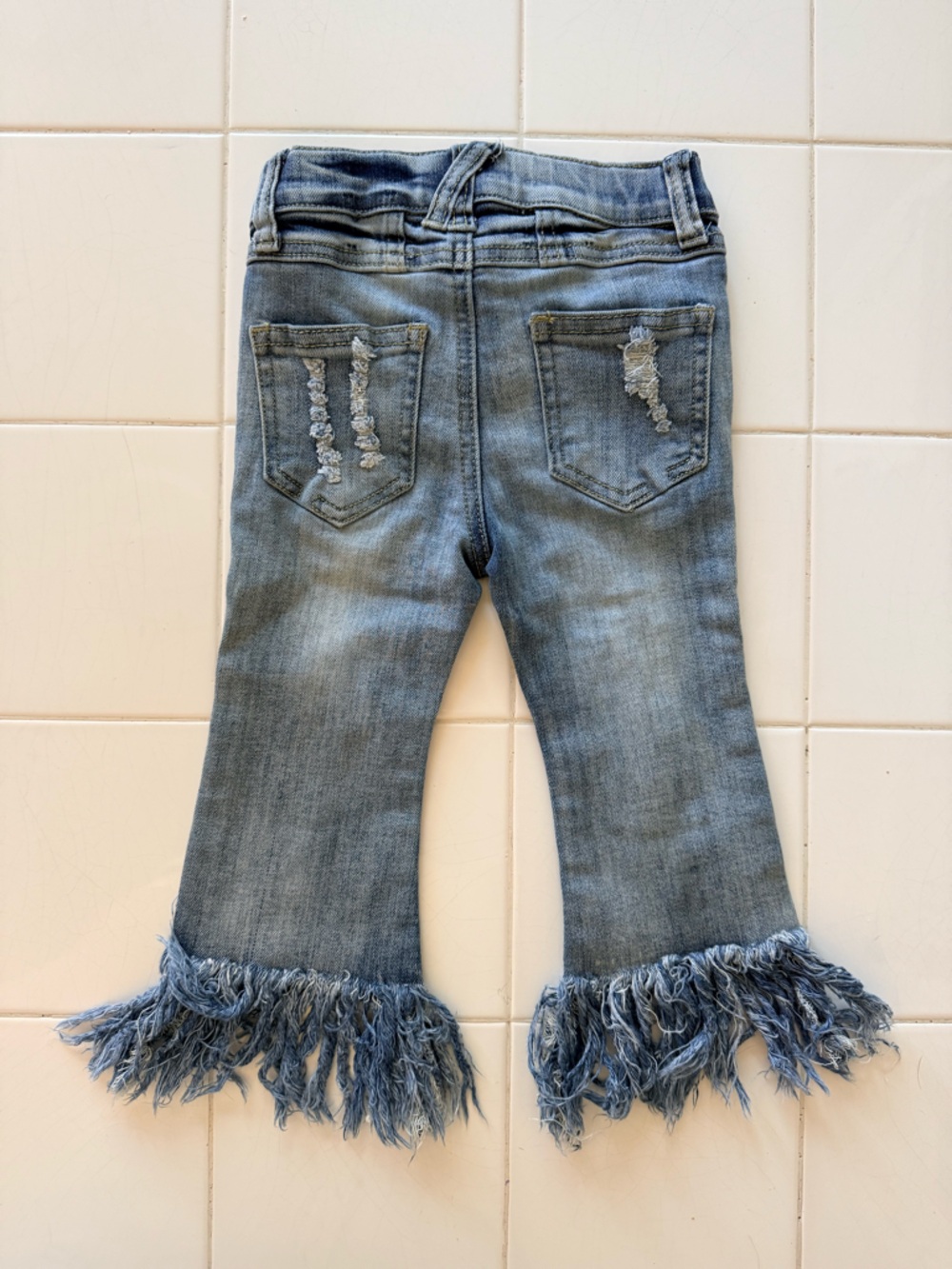 Toddler Girls Fringed Jeans 2T Hannah Banana Boho Hippie Flare Leg Distressed - Picture 2 of 11